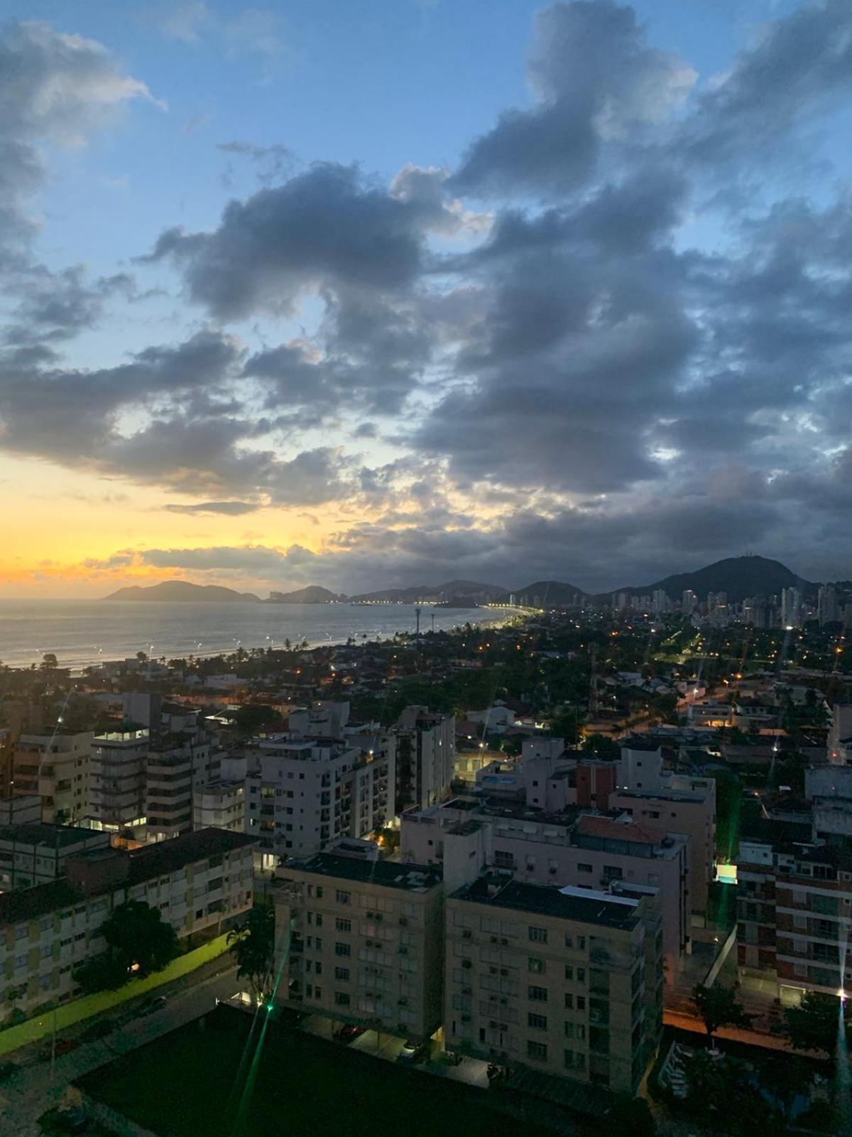 Vista Para Mar!!! Lazer Completo A Poucos Passos Da Praia Guaruja Luaran gambar